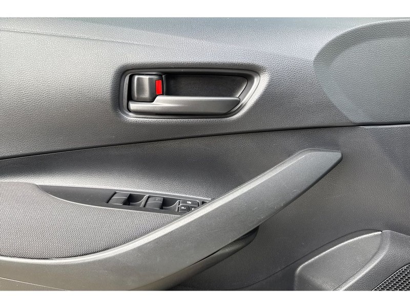 Toyota Corolla Vehicle Full-screen Gallery Image 11