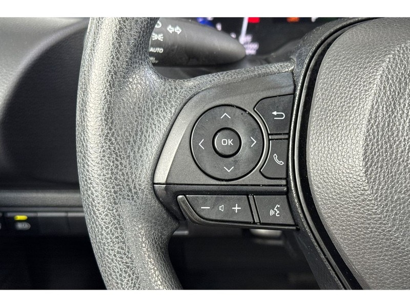 Toyota Corolla Vehicle Full-screen Gallery Image 26
