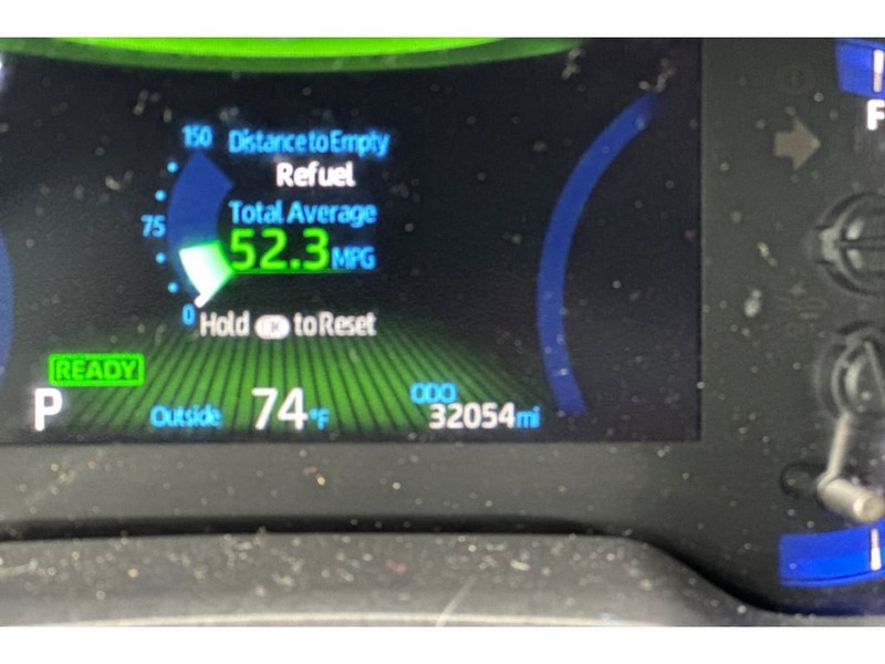 Toyota Corolla Vehicle Full-screen Gallery Image 29