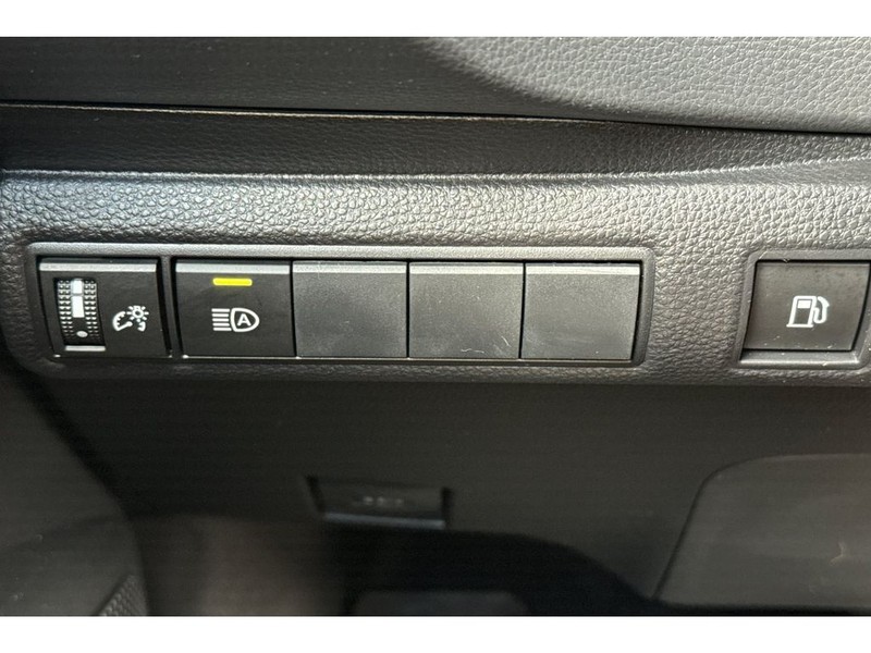 Toyota Corolla Vehicle Full-screen Gallery Image 30