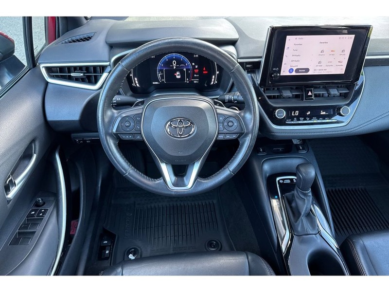 Toyota Corolla Vehicle Full-screen Gallery Image 15