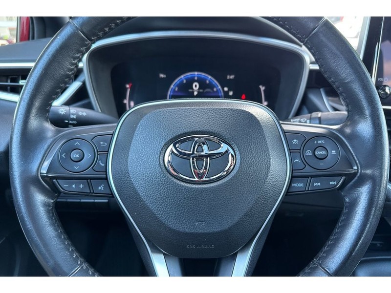 Toyota Corolla Vehicle Full-screen Gallery Image 25