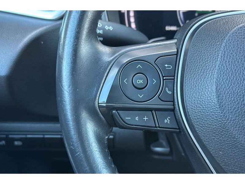 Toyota Corolla Vehicle Full-screen Gallery Image 26