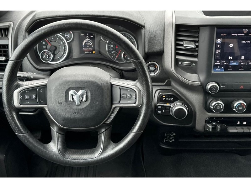 Ram 2500 Vehicle Full-screen Gallery Image 16