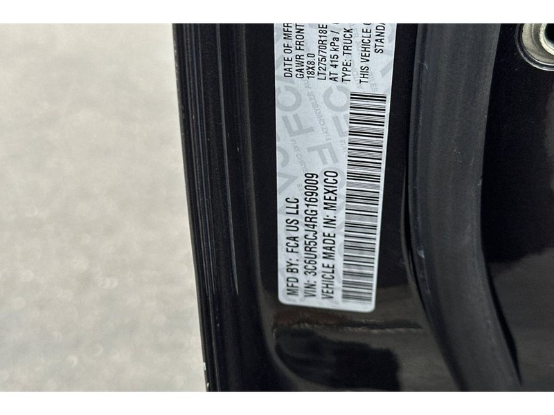 Ram 2500 Vehicle Full-screen Gallery Image 33