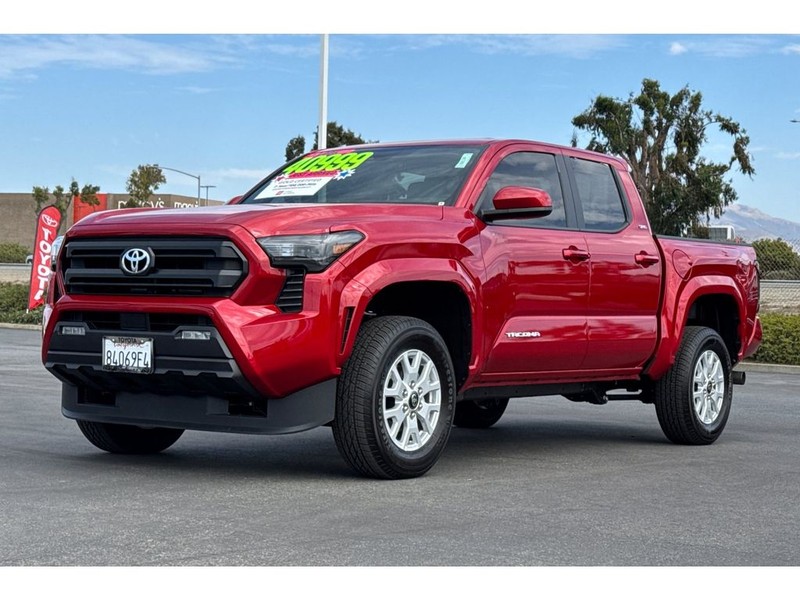 Toyota Tacoma Vehicle Full-screen Gallery Image 08
