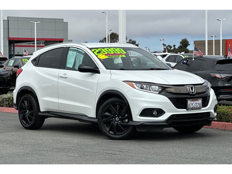 Honda HR-V Vehicle Full-screen Gallery Image 02