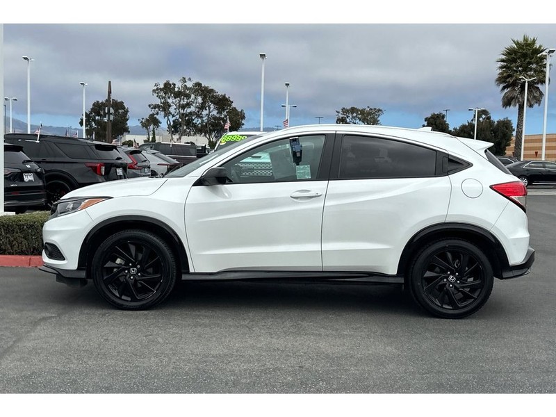 Honda HR-V Vehicle Full-screen Gallery Image 07