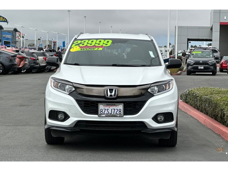 Honda HR-V Vehicle Full-screen Gallery Image 09
