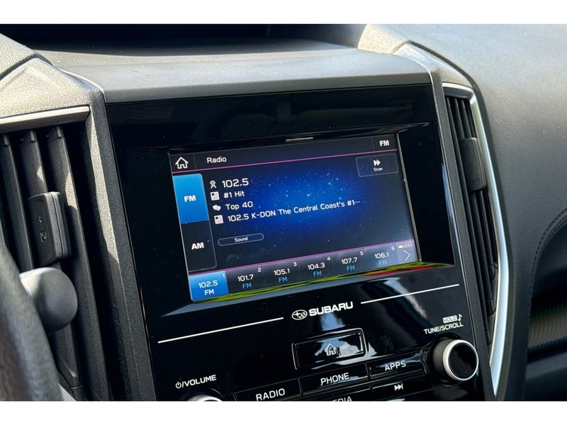 Subaru Impreza Vehicle Full-screen Gallery Image 19