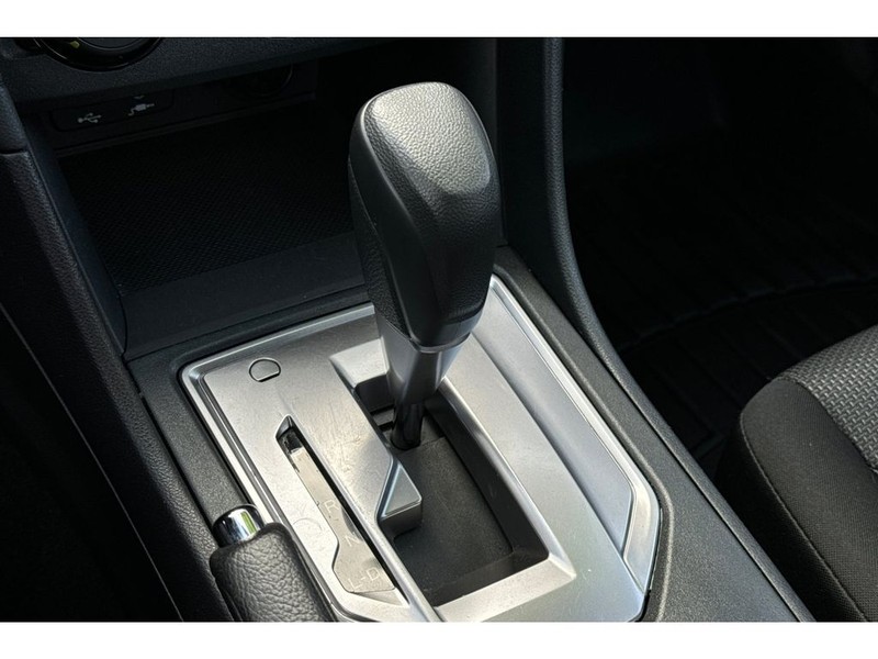 Subaru Impreza Vehicle Full-screen Gallery Image 22