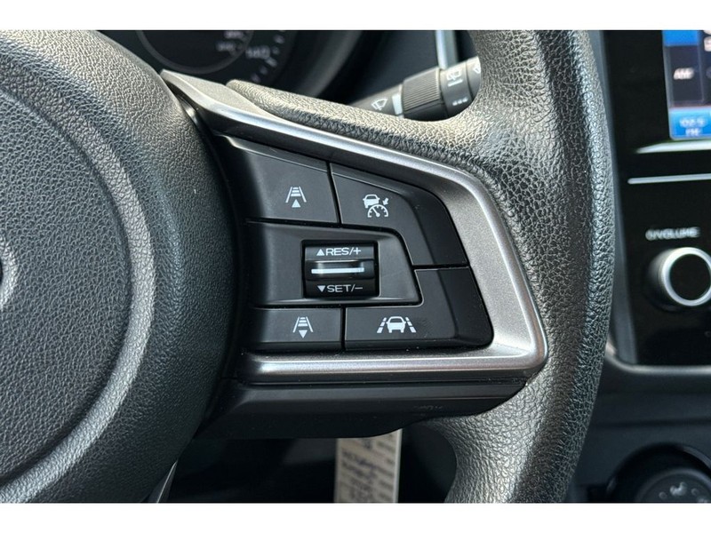 Subaru Impreza Vehicle Full-screen Gallery Image 25