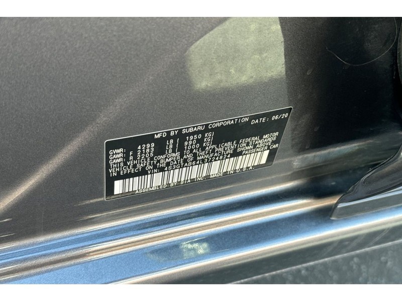 Subaru Impreza Vehicle Full-screen Gallery Image 31