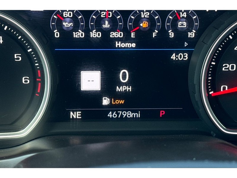 Chevrolet Silverado Vehicle Full-screen Gallery Image 27