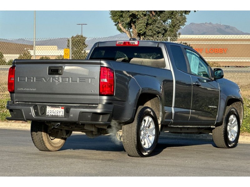 Chevrolet Colorado Vehicle Full-screen Gallery Image 04