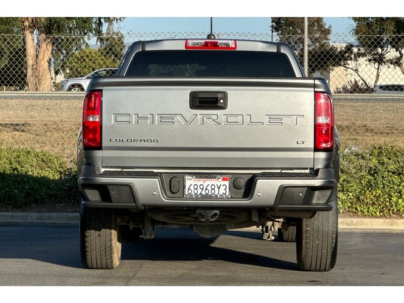 Chevrolet Colorado Vehicle Full-screen Gallery Image 05