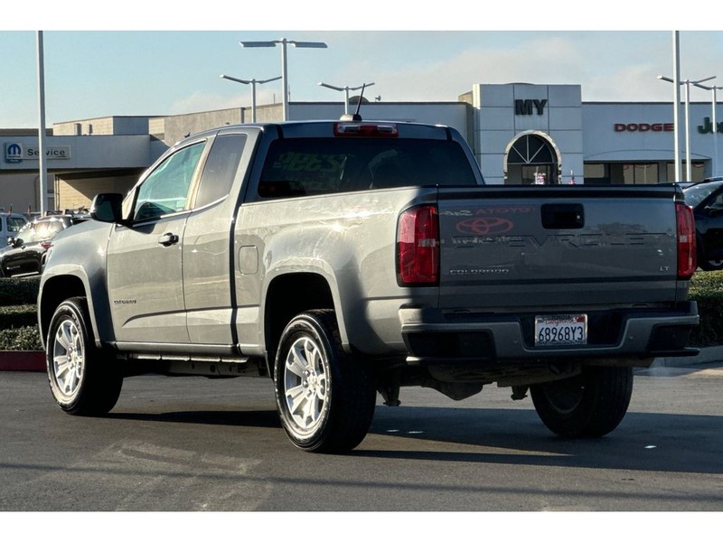 Chevrolet Colorado Vehicle Full-screen Gallery Image 06