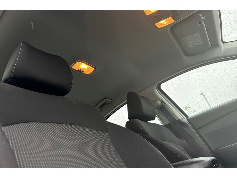 Kia Forte Vehicle Full-screen Gallery Image 15