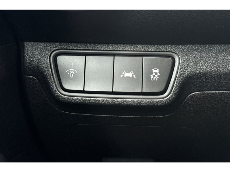 Kia Forte Vehicle Full-screen Gallery Image 27