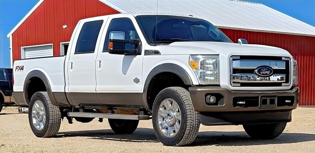 Ford Super Duty F-350 SRW 4WD King Ranch Crew Cab - Kyle TX