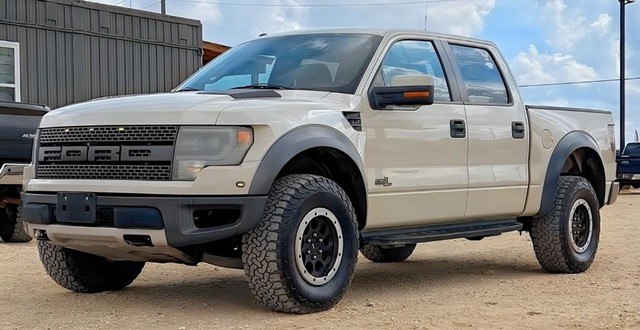 Ford F-150 4WD SVT Raptor SuperCrew - Kyle TX
