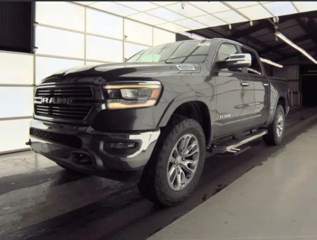 Ram 1500 4WD Laramie Crew Cab - Kyle TX