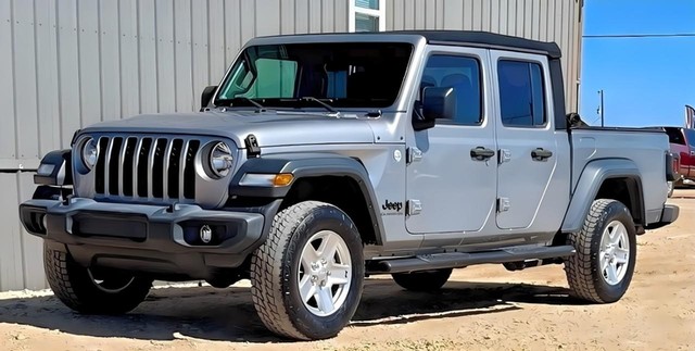 Jeep Gladiator Sport S Pickup 4D 5 ft - Kyle TX