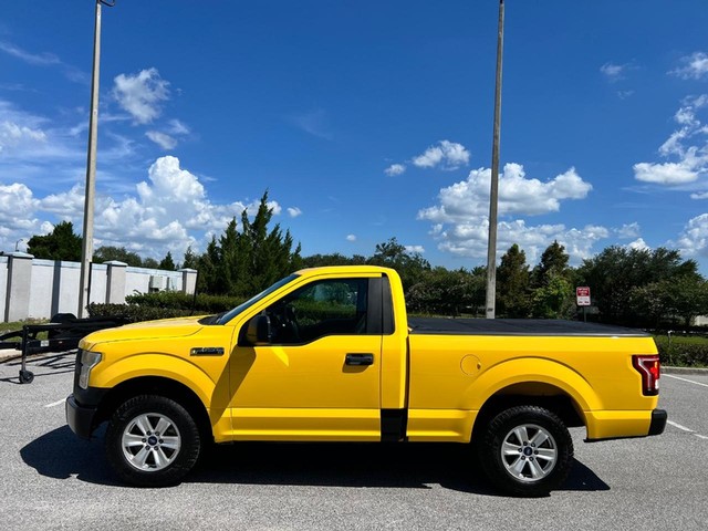 2017 Ford F-150 XL - Photo 2