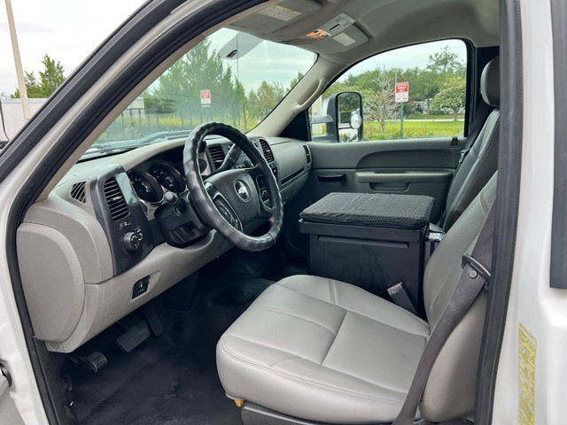 2012 Chevrolet Silverado 2500HD Work Truck - Photo 13