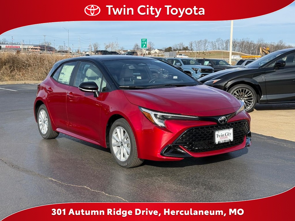 2026 Toyota Corolla Hatchback SE