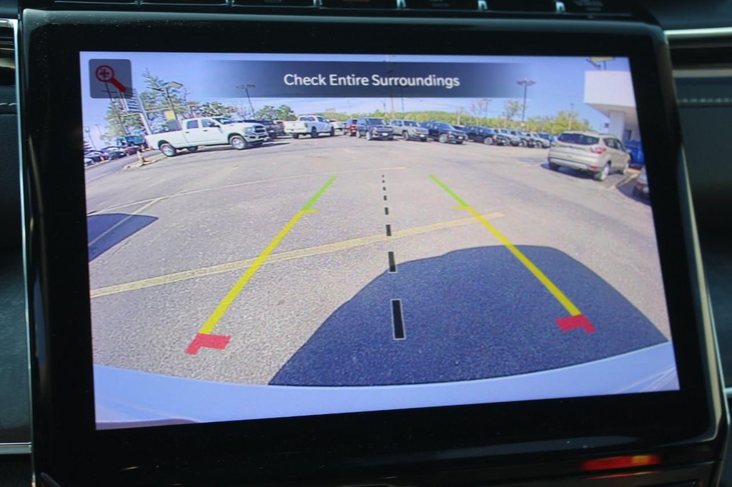 Jeep Grand Cherokee 4xe Vehicle Full-screen Gallery Image 16