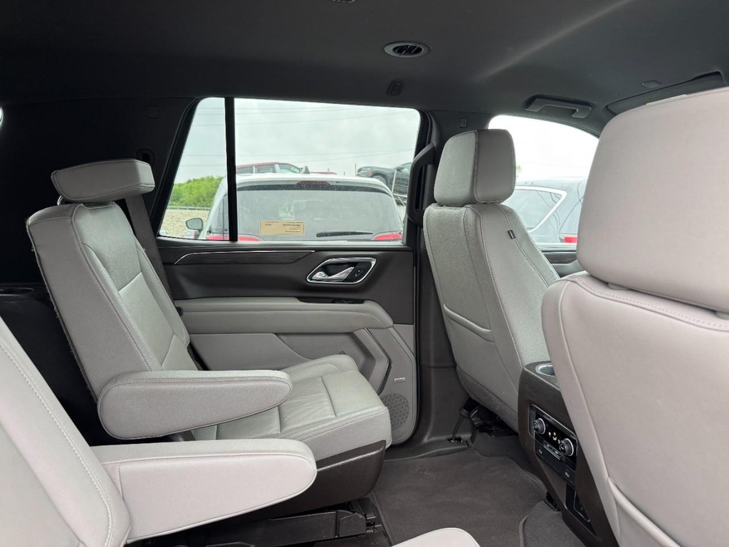 Chevrolet Tahoe Vehicle Full-screen Gallery Image 10