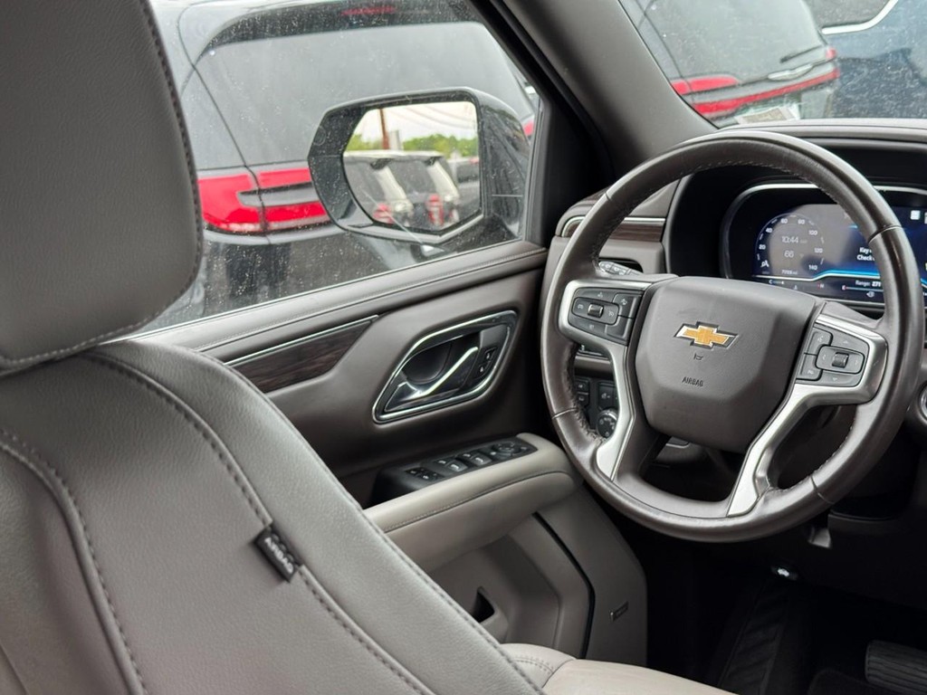 Chevrolet Tahoe Vehicle Full-screen Gallery Image 13