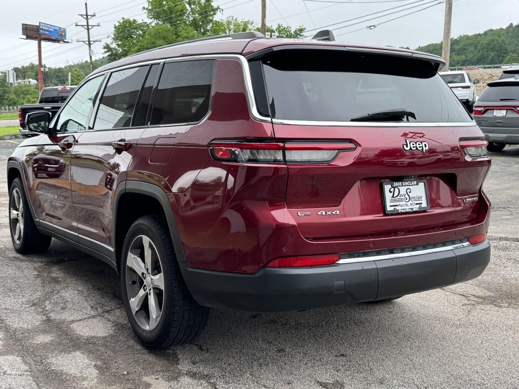 Jeep Grand Cherokee L Vehicle Full-screen Gallery Image 04