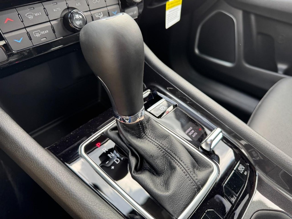 Jeep Compass Vehicle Full-screen Gallery Image 11