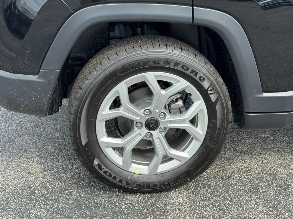 Jeep Compass Vehicle Full-screen Gallery Image 04