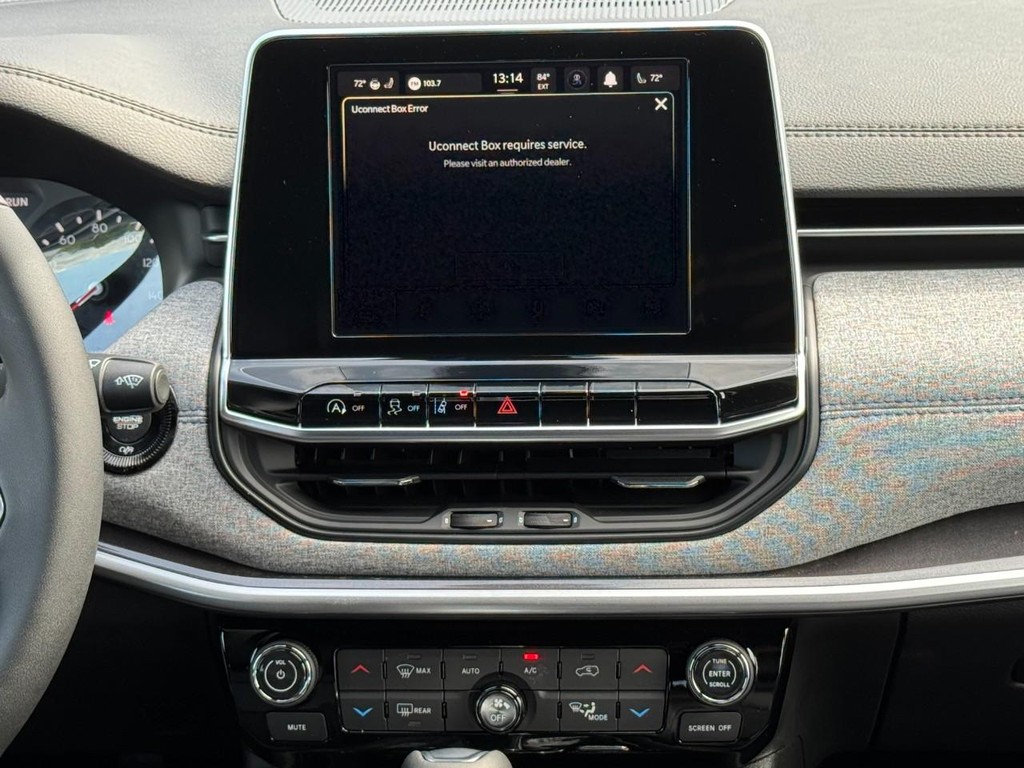 Jeep Compass Vehicle Full-screen Gallery Image 08