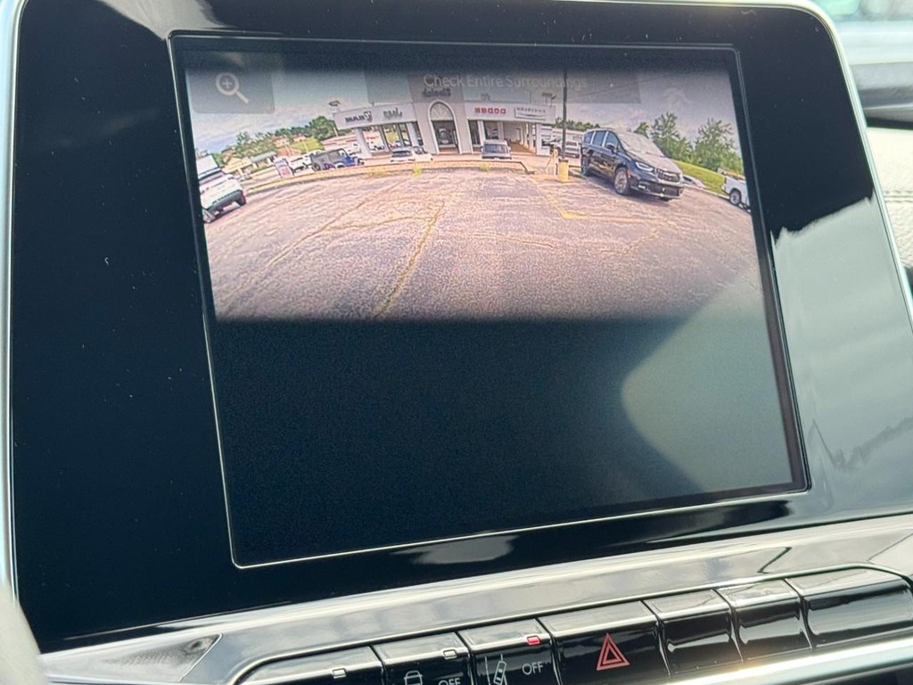 Jeep Compass Vehicle Full-screen Gallery Image 14