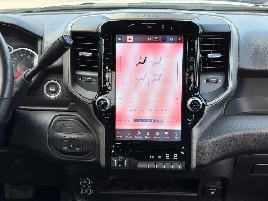 Ram 2500 Vehicle Full-screen Gallery Image 08