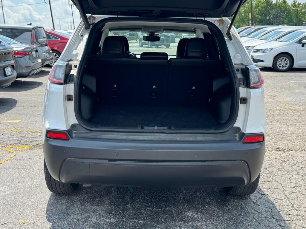 Jeep Cherokee Vehicle Full-screen Gallery Image 08