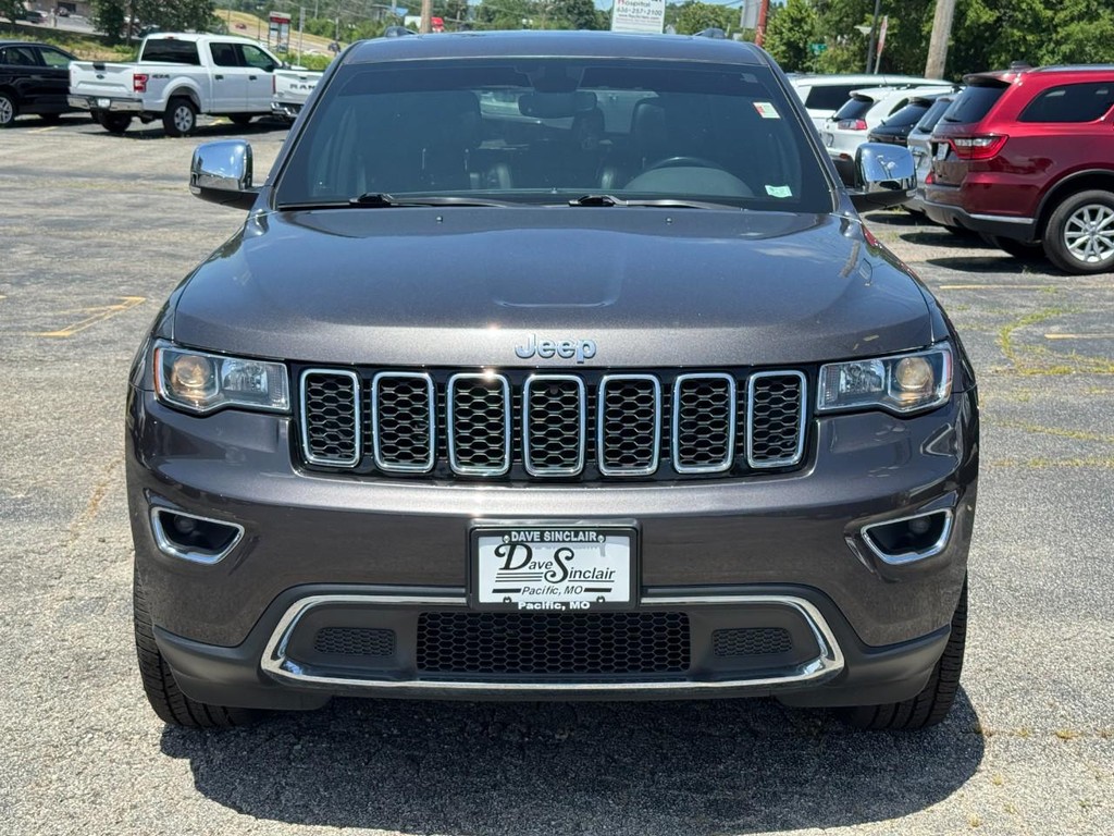 Jeep Grand Cherokee Vehicle Full-screen Gallery Image 07