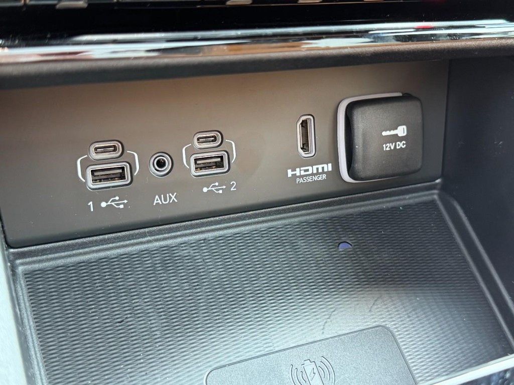 Jeep Grand Cherokee Vehicle Full-screen Gallery Image 15