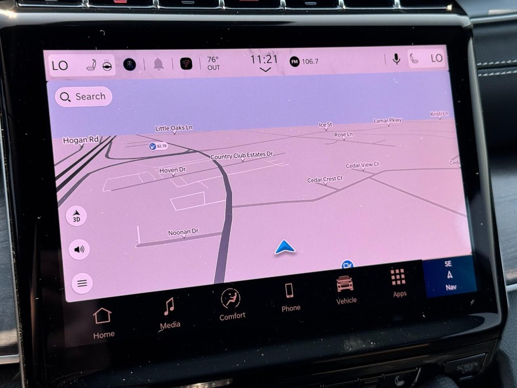 Jeep Grand Cherokee L Vehicle Full-screen Gallery Image 17