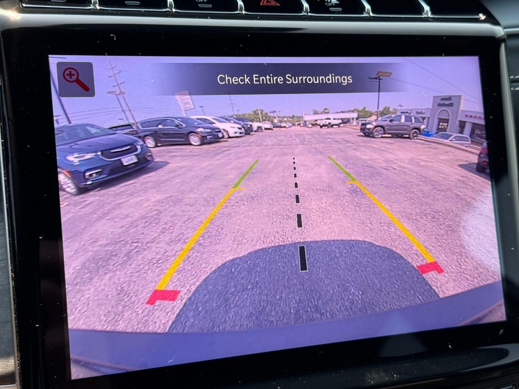 Jeep Grand Cherokee L Vehicle Full-screen Gallery Image 19