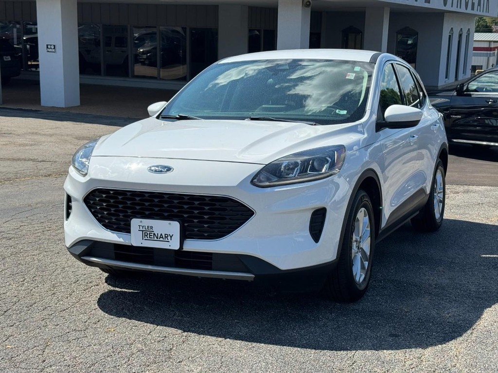 Ford Escape Vehicle Full-screen Gallery Image 06