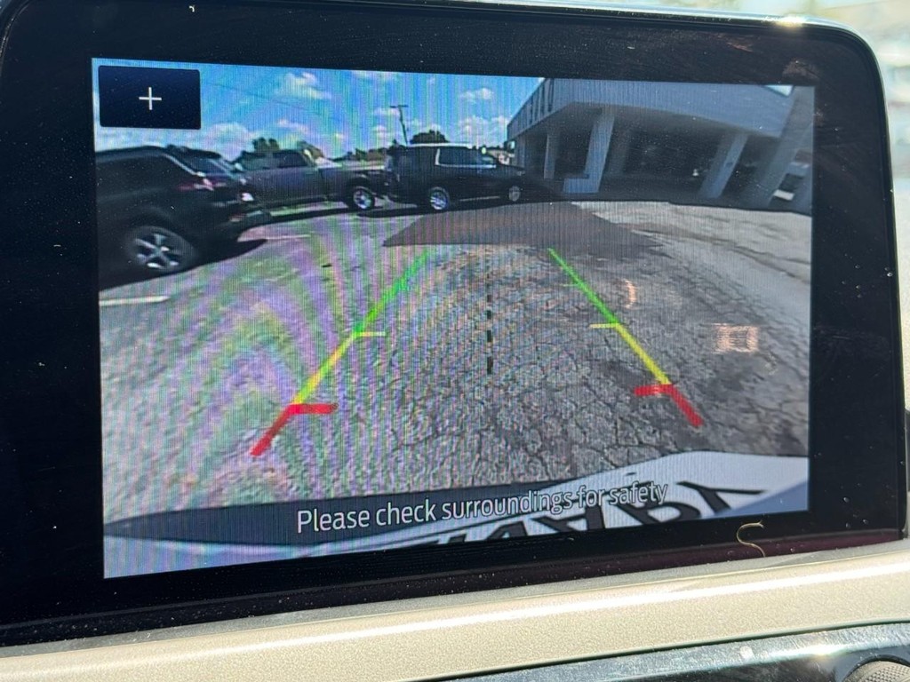 Ford Escape Vehicle Full-screen Gallery Image 22