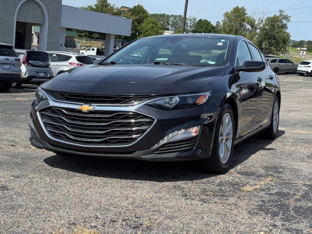 Chevrolet Malibu Vehicle Full-screen Gallery Image 06