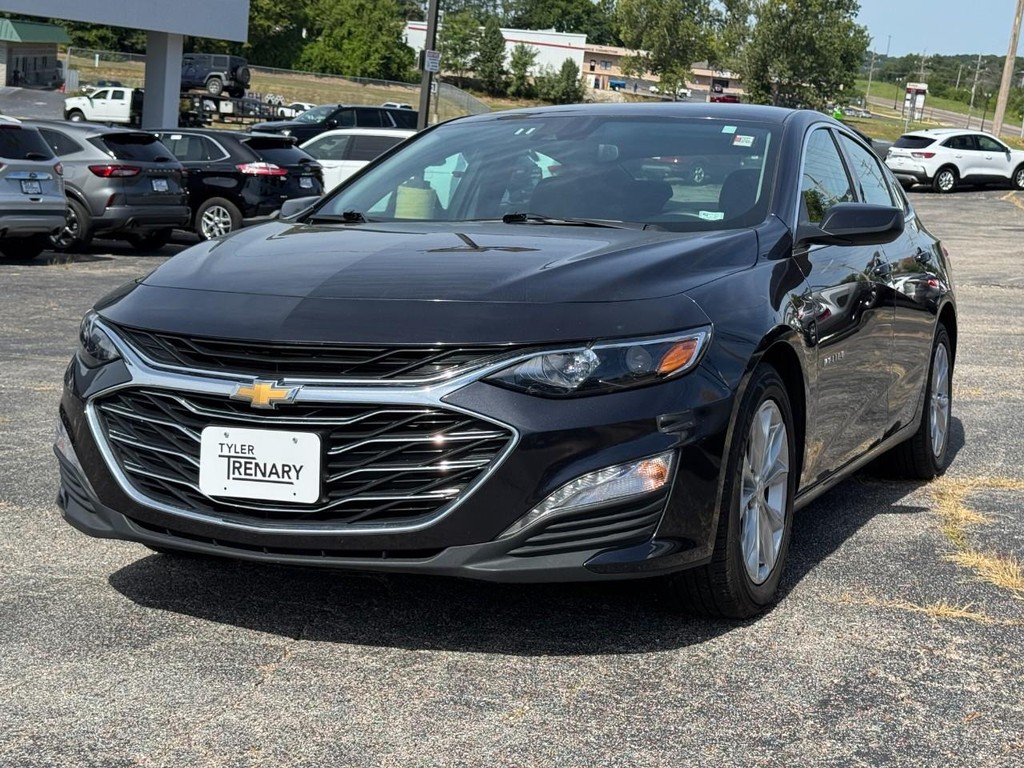 Chevrolet Malibu Vehicle Full-screen Gallery Image 06