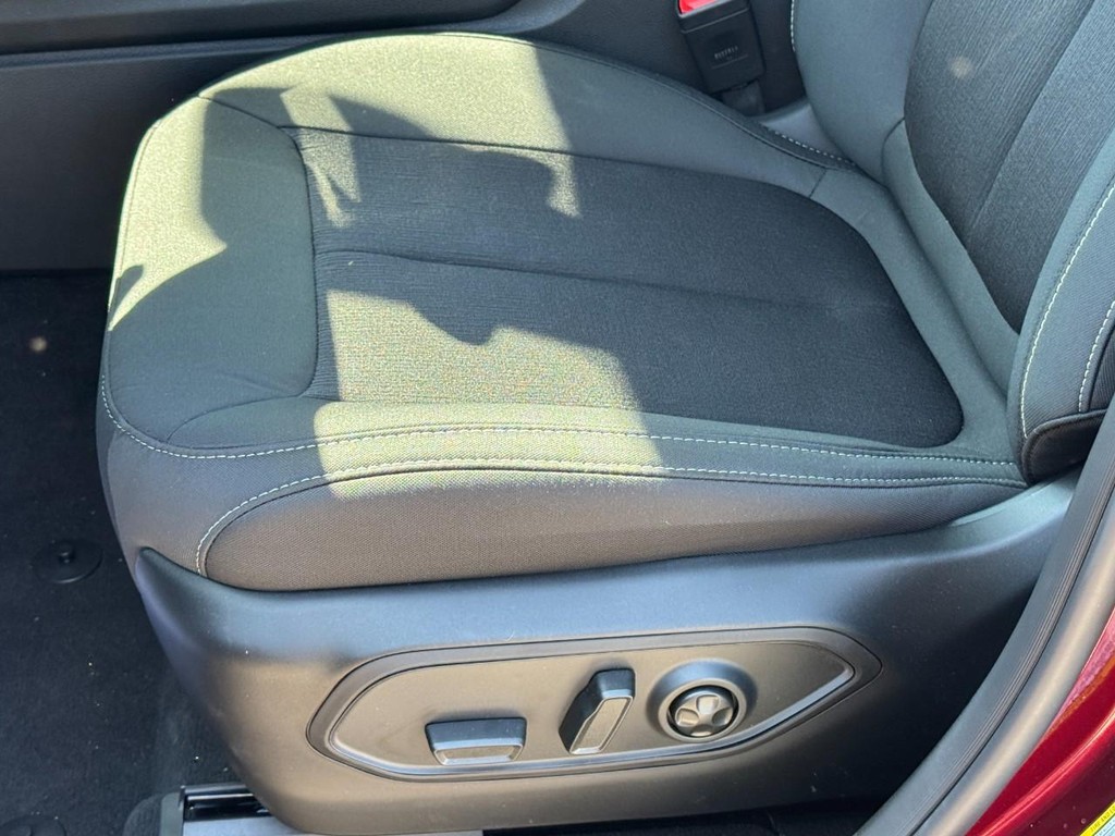 Jeep Grand Cherokee Vehicle Full-screen Gallery Image 18