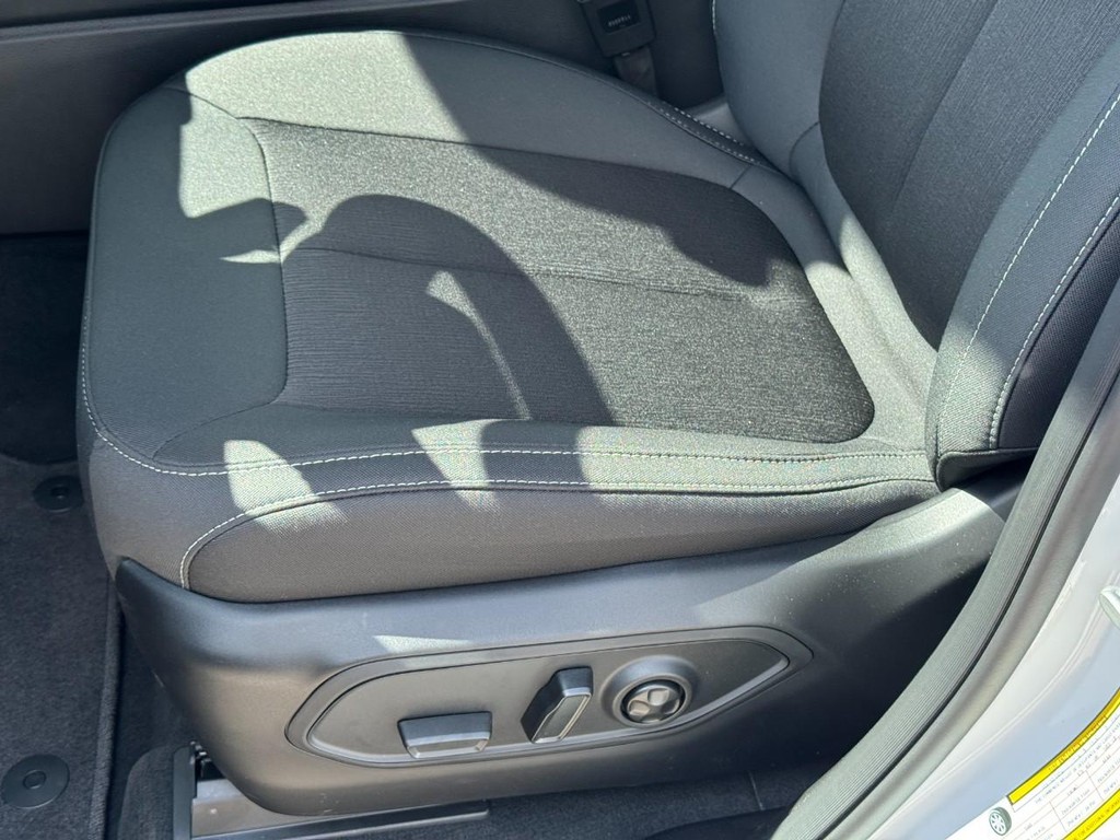 Jeep Grand Cherokee Vehicle Full-screen Gallery Image 16